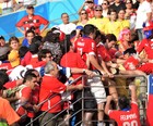 Chileno que não for embora terá multa de R$ 8,27 (Gabriel Bouys/AFP)