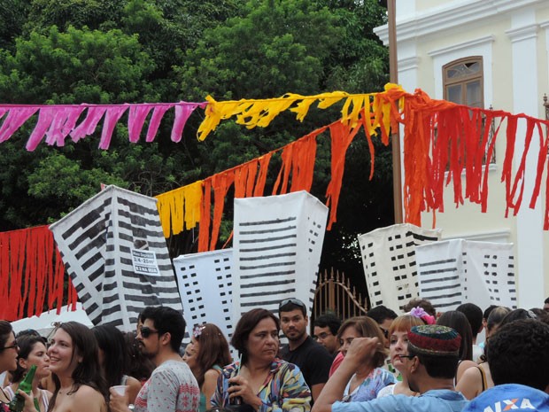 Empatando Tua Vista estreia no carnaval do Recife (Foto: Débora Soares / G1)