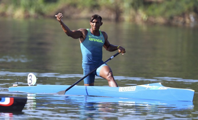 Isaquias Queiroz canoagem Rio 2016 eliminatória (Foto: Reuters)