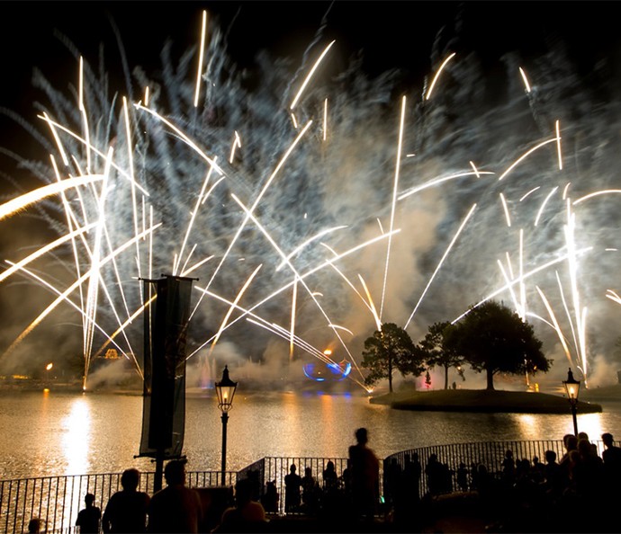 Espetáculo Illuminations: Reflections of Earth do Epcot Para fechar o dia com chave de ouro, o espetáculo Illuminations: Reflections of Earth (Foto: Walt Disney World)