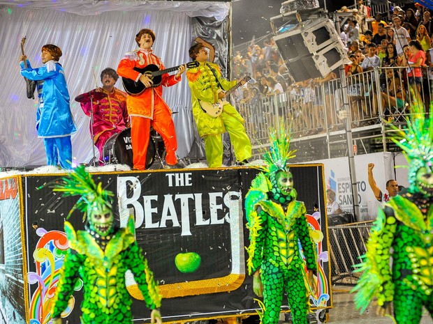 Pega no Samba homenageou os Beatles.  (Foto: Weliton Aiolfi/ G1)