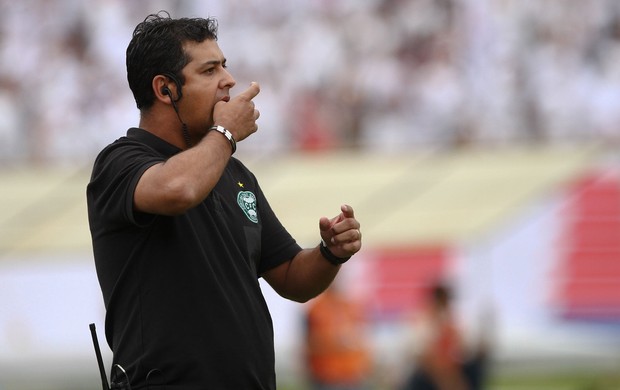 Marquinhos Santos em jogo do Coritiba (Foto: Geraldo Bubniak/Agência Estado)