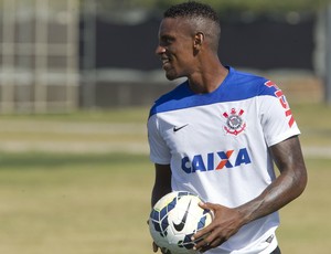 Corinthians vendeu Cléber por 3,1 milhões de euros e não ficou com nada
