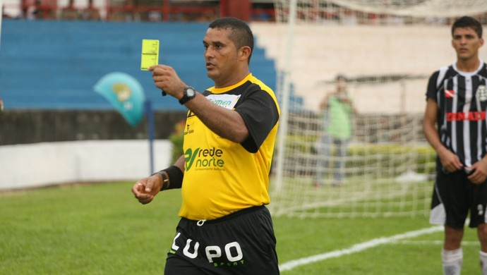 árbitro Marco Antonio da Silva - Pará (Foto: Igor Mota / Amazônia Jornal)