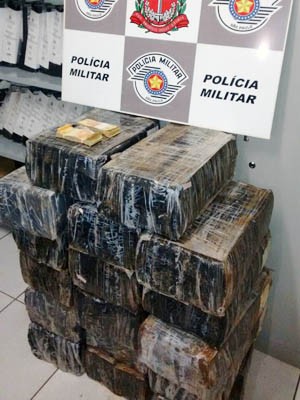 Ao todo, foram apreendidos 361,40 quilos de maconha (Foto: Polícia Militar/Cedida)