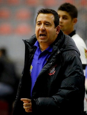 André Bié, do Corinthians, é o novo técnico da seleção brasileira de futsal