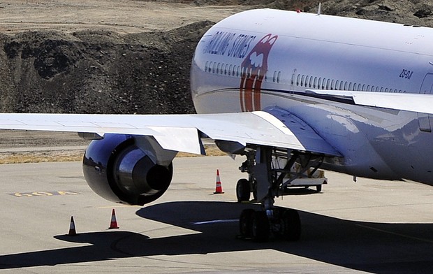 Avião do grupo Rolling Stones (Foto: REUTERS/Richard Polden)