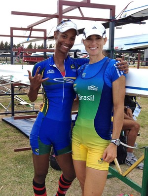 Fabiana Beltrame e Luana Bartholo no Pré-Olímpico de remo (Foto: arquivo pessoal)
