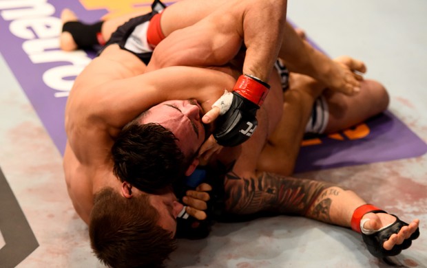MMA, UFC Phoenix, Jamie Varner e Drew Dober (Foto: Getty Images)
