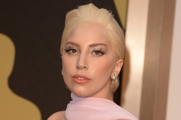 Em 2010, a cantora Lady Gaga revelou, em um programa de TV americano, que é bissexual (Foto: Getty Images)