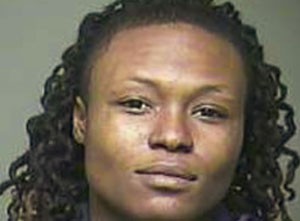 Arteesha Donaldson foi presa por agredir namorada. (Foto: Divulgação)