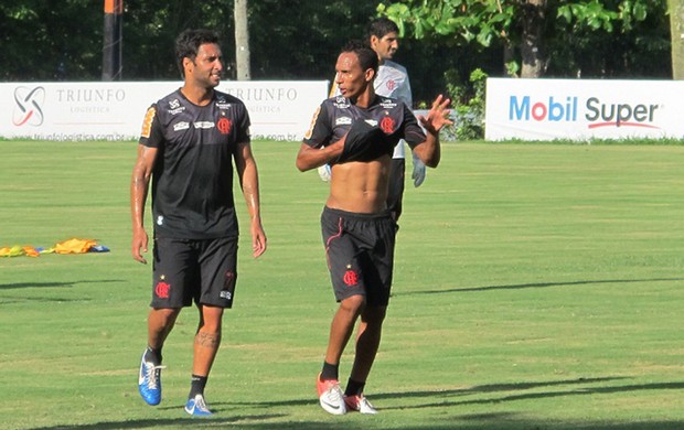 Liedson e Ibson, Treino Flamengo (Foto: Richard Souza / Globoesporte.com)