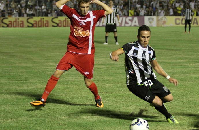 Treze x Tombense, pela Copa do Brasil (Foto: Nelsina Vitorino/Jornal da Paraíba) Treze x Tombense, pela Copa do Brasil (Foto: Nelsina Vitorino/Jornal da Paraíba)