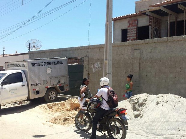 G Homem Morto A Tiros Dentro De Casa Em Constru O Em Petrolina