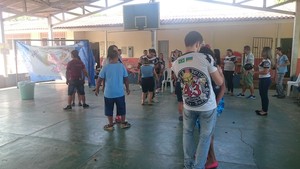 Força Jovem Vasco no AP realiza ação social na Semana das Crianças na  Apae (Foto: Fabiana Figueiredo/GE-AP)