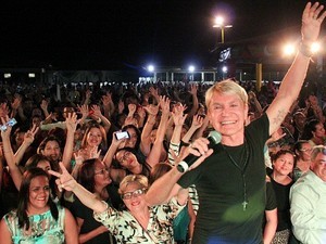 Bate Forte O Tambor Hit Tic Tic Tac Faz 20 Anos E Ainda Rende Fama E Lucro Musica No Amazonas G1 g1 globo com