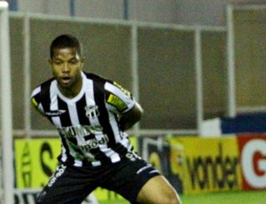 Com lesão no joelho, Guilherme Andrade será devolvido ao Corinthians