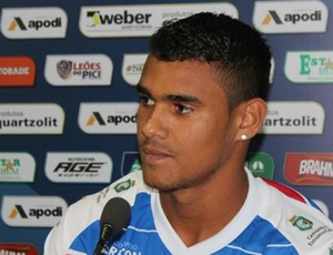 Max Oliveira, zagueiro do Fortaleza  (Foto: Divulgação/ Site oficial do Fortaleza )