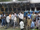 Trem pega fogo e 47 pessoas morrem (AP)