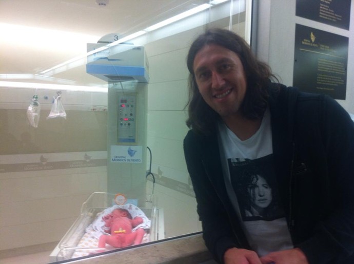 Cássio celebra nascimento de seu primeiro filho: 