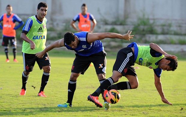 André Santos e Hernane treino Flamengo (Foto: Alexandre Vidal/Fla Imagem)
