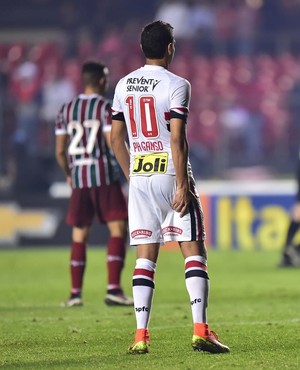 Lesão Ganso São Paulo X Fluminense (Foto: Marcos Ribolli)