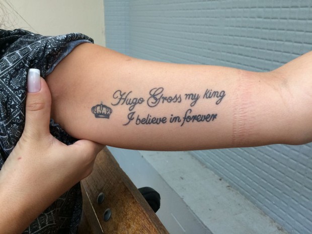 Jéssica França exibe tatuagem em homenagem ao ex, Hugo Gross (Foto: Arquivo Pessoal)