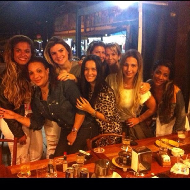 Valesca Popozuda se diverte com amigas (Foto: Instagram)