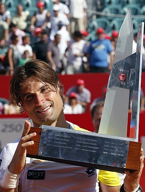 David Ferrer tênis Buenos Aires final troféu (Foto: AP)