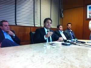 Vereador João Emanuel (PSD) diz não reconhecer legitimidade de afastamento assinado pelos 16 vereadores. (Foto: Gésseca Ronfim / G1)