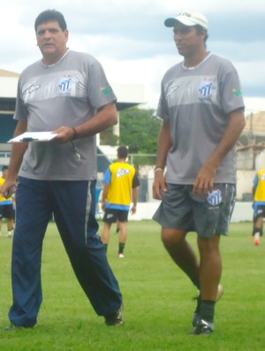 Luís Eduardo e Pael, da URT (Foto: Gullit Pacielle)