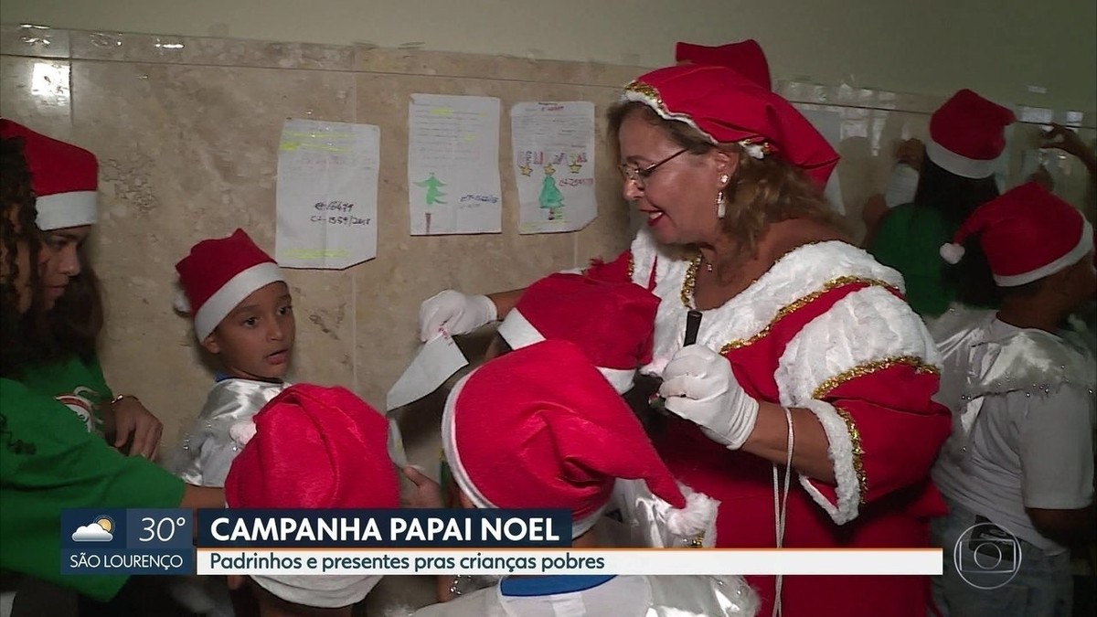 Campanha Dos Correios De Ado O De Cartas Arrecada Presentes De Natal