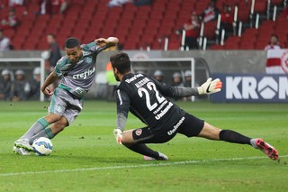 Internacional x Palmeiras Gabriel Jesus Alisson (Foto: Pedro H. Tesch/Eleven/Estadão Conteúdo)