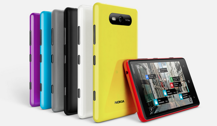 Lumia 820: várias capinhas coloridas e especificações de top (Foto: Divulgação) Lumia 820: várias capinhas coloridas e especificações de top (Foto: Divulgação)