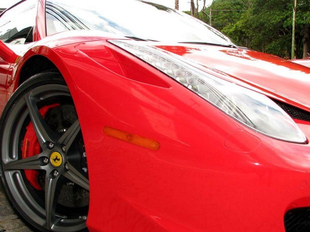 Ferrari 458 Itália à venda em loja de Campinas (Foto: Reprodução Site André Veículos)