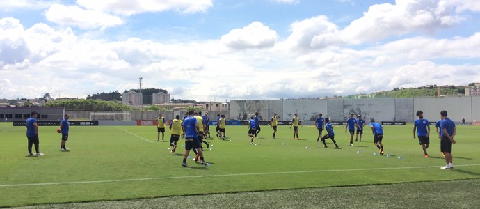 De olho na Libertadores, Tite poupa meio time em clássico contra o Santos