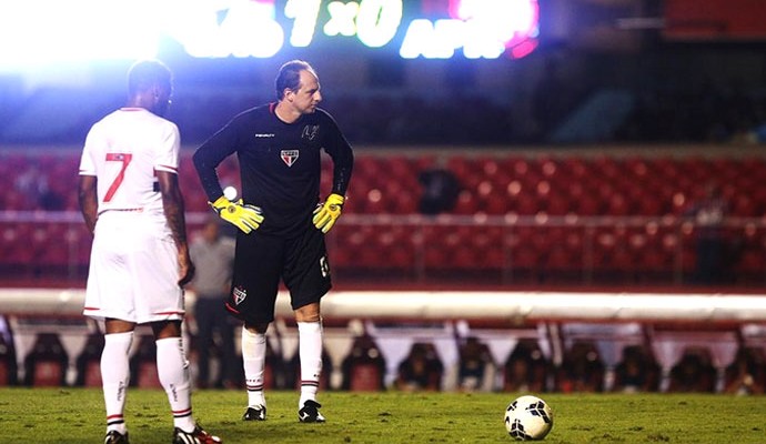 Rogério Ceni, São Paulo X Atlético-PR (Foto: Rubens Chiri/saopaulofc.net )