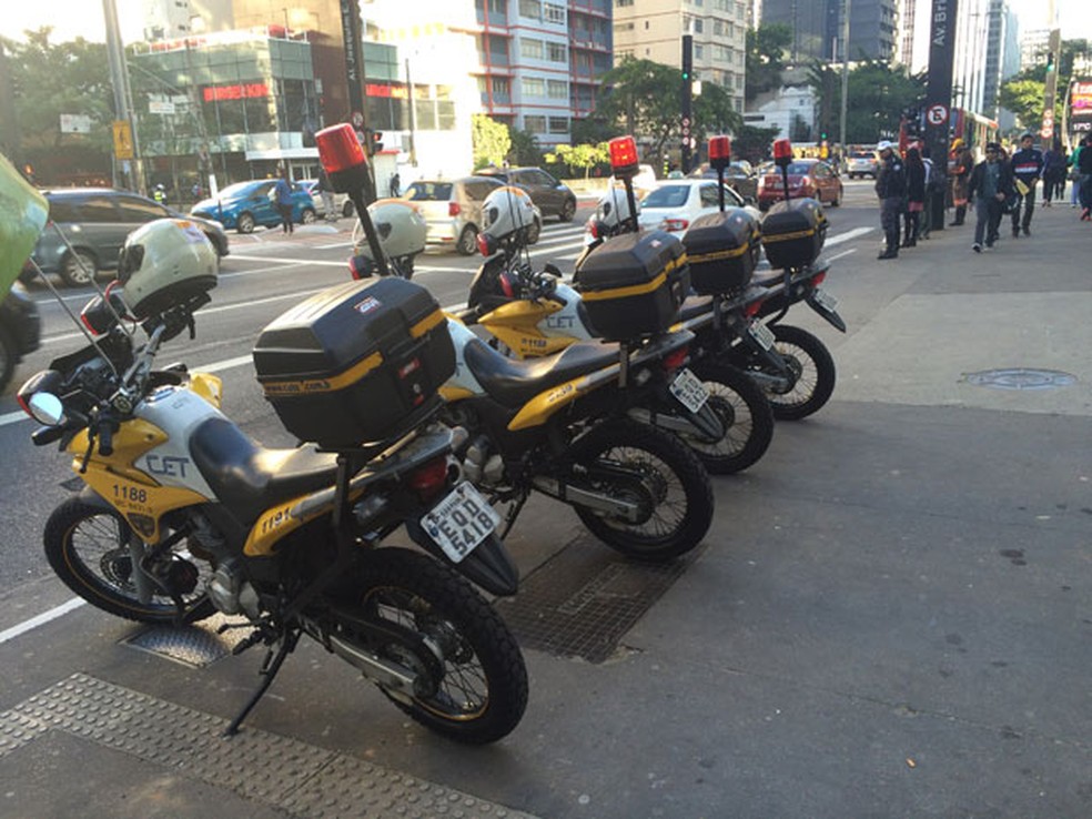 Motocicletas da CET que serão usadas em operação (Foto: Kleber Tomaz/G1)