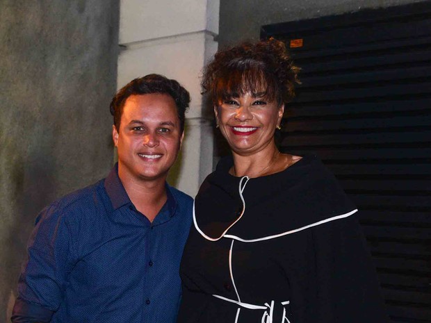 Solange Couto e o marido, Jamerson, em festa em São Paulo (Foto: Leo Franco/ Ag. News) Solange Couto e o marido, Jamerson, em festa em São Paulo (Foto: Leo Franco/ Ag. News)