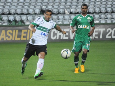 Bruno Rangel Chapecoense contra Coritiba (Foto: Cleberson Silva/Divulgação Chapecoense)