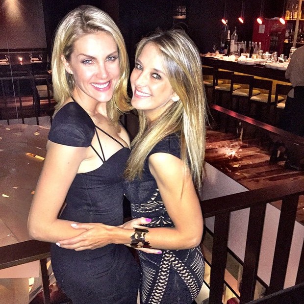 Ana Hickmann e Ticiane Pinheiro em festa em São Paulo (Foto: Instagram/ Reprodução)