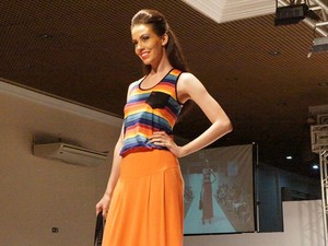 Marcela começou a desfilar aos 12 anos (Foto: Marcela Villares/Arquivo Pessoal)