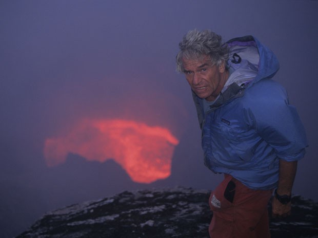 Guy em uma das expedições para ver vulcões (Foto: HO/Agence Aventure et volcan/AFP)