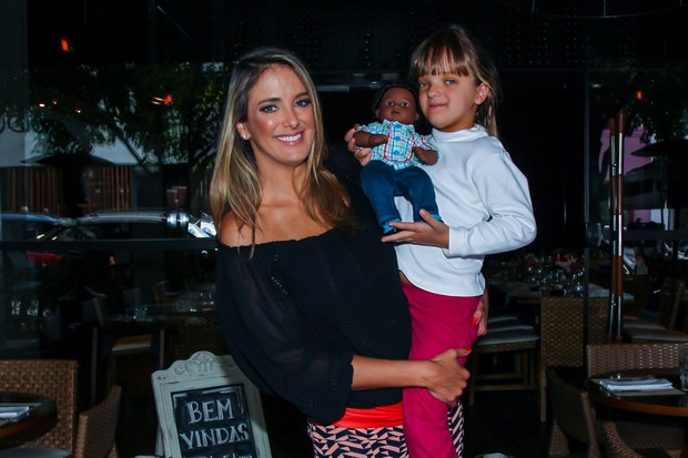 Ticiane Pinheiro com a filha Rafaella Justus (Foto: Manuela Scarpa / PhotorioNews)