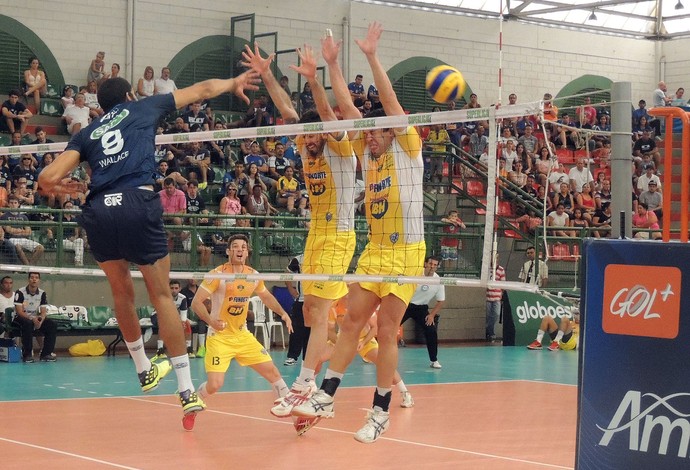 Cruzeiro x Montes Claros Superliga Vôlei (Foto: Fredson Souza)