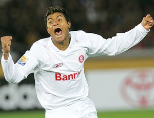 Adriano Gabiru Internacional arquivo (Foto: AP)