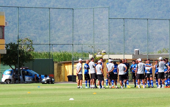 Treino vasco - Rodrigo Caetano e Jogadores (Foto: Hector Werlang / Globoesporte.com)