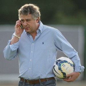 Palmeiras conversa com fabricante de eletrônicos por patrocínio master