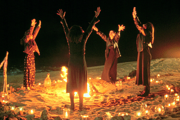 Jovens Bruxas (Foto: .)