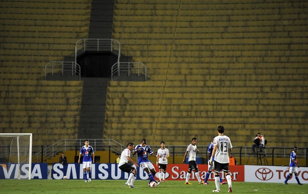 Corinthians x Millonarios (Foto: AFP)